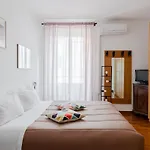 Casa Buonarroti, Rome, City Center, Elegant And Quiet Apartment
