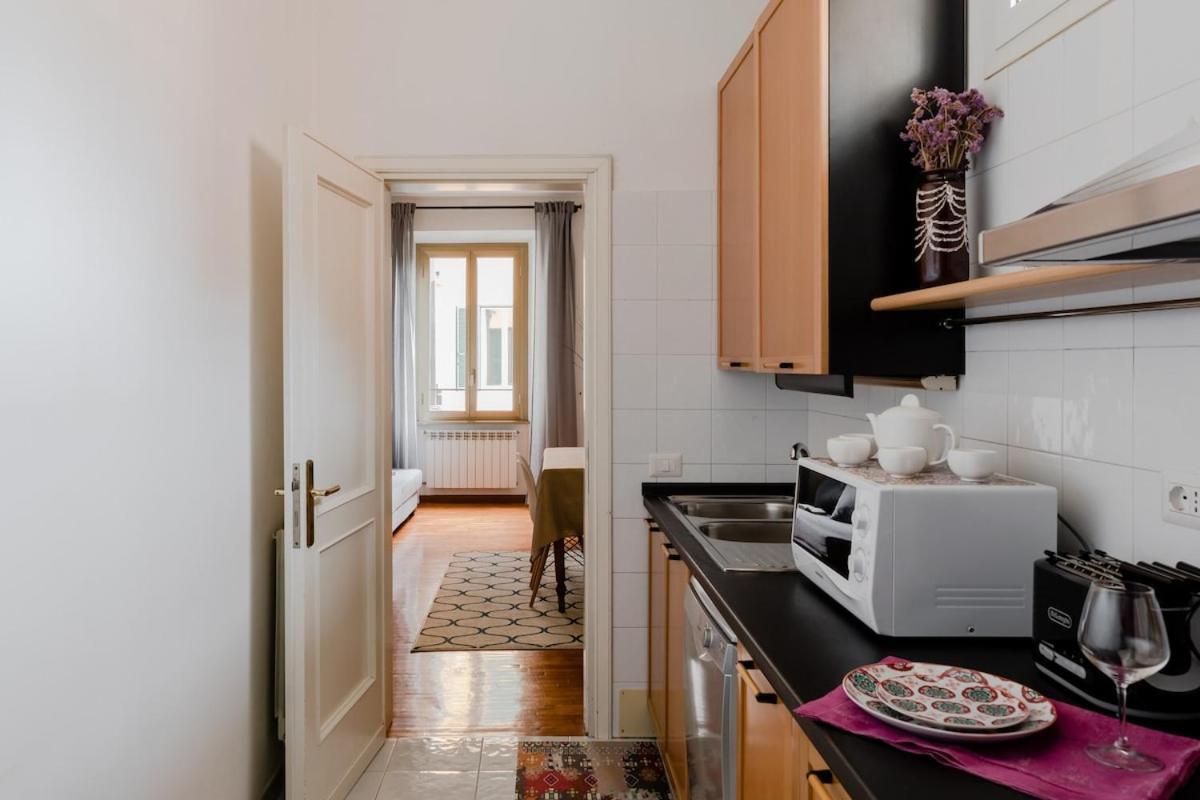 Apartment Casa Buonarroti, Rome, Center, Elegant And Quiet Rom