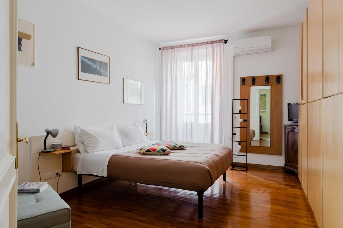 Casa Buonarroti, Rome, Center, Elegant And Quiet *