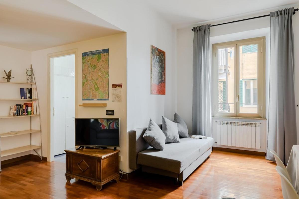 Apartment Casa Buonarroti, Rome, Center, Elegant And Quiet Rom